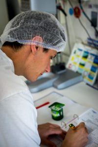 Fabrica Danone_teste de calitate