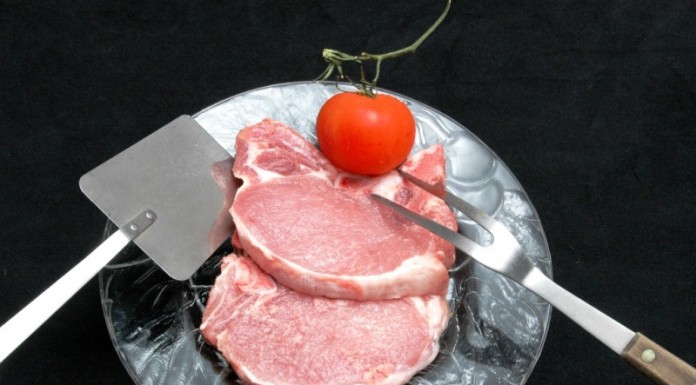 Carnea rosie si preparatele din carne nu influenteaza cancerul porc, acid, ractopaminei