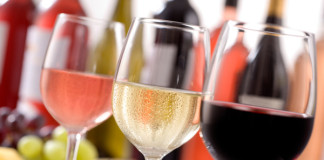 Vinul Cetatii, o noua imagine a municipiului Alba Iulia International Wine Contest Bucharest, de vin