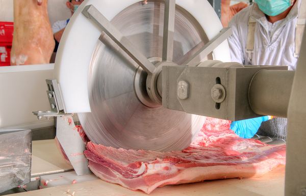 Alimente ultraprocesate: spre un nou sistem de clasificare prelucrare_carne1