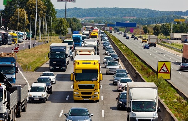 Deficitul de personal ar putea duce la o criză a alimentelor în Marea Britanie personal