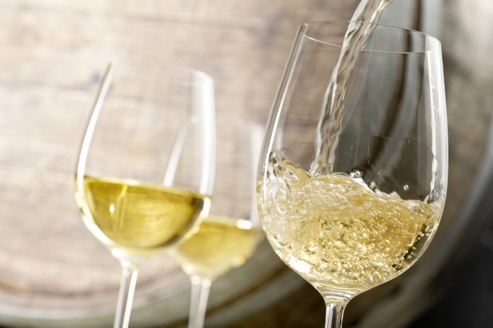vin alb savoare