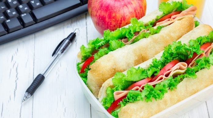 Modificari minore ar putea face sandwich-urile ambalate mai ecologice școală, INGREDIENTS SHOW