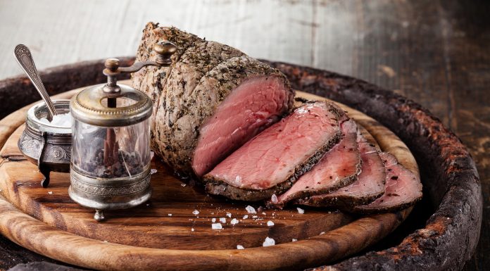 UE vrea să redefinească „viitorul farfuriilor” europene: termeni ca „slănină” și „vită”, interziși pentru produsele vegetale carne, nitrati, nitriti