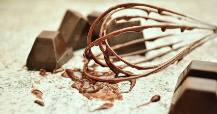 chocolate-3317143_1280