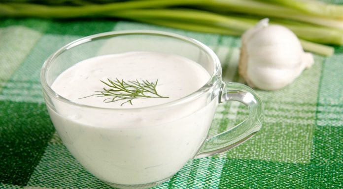 Fermentarea drojdiei în „smântână”: un start-up adaugă bogăție și textură produselor „lactate” pe bază de plante