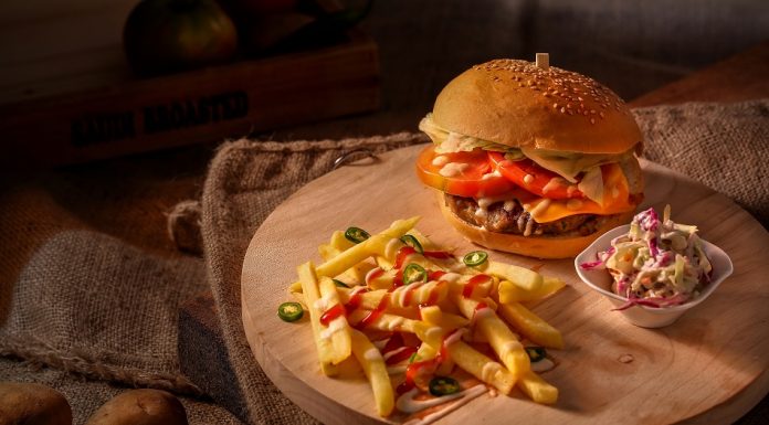 Industria alimentară sub atacul reglementărilor. Marea Britanie își intensifică lupta împotriva alimentelor nesănătoase reclamele