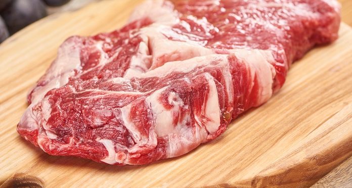 „Carnea cultivată” pierde lupta cu etichetele. Noua regulă europeană care aprinde controverse în industrie carne de porc