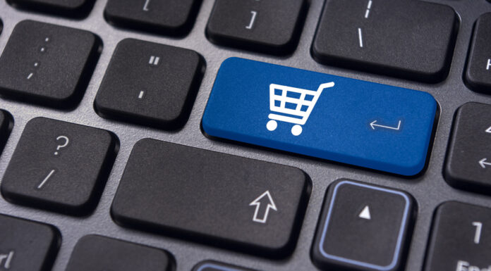 Europenii contrazic tendința în creștere de a face cumpărături online online